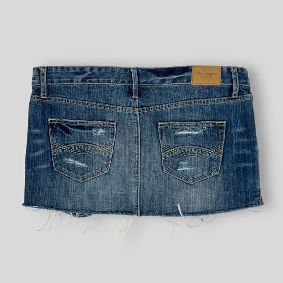 Y2k Abercrombie & Fitch Distressed Denim Micro Mini Skirt Size 4 - Picture 2 of 5